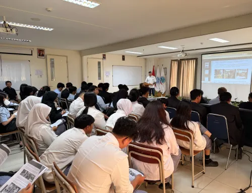 Warta Ekonomi Liput Guest Lecture MFK dan Tecnoeka di AKPAR NHI Bandung